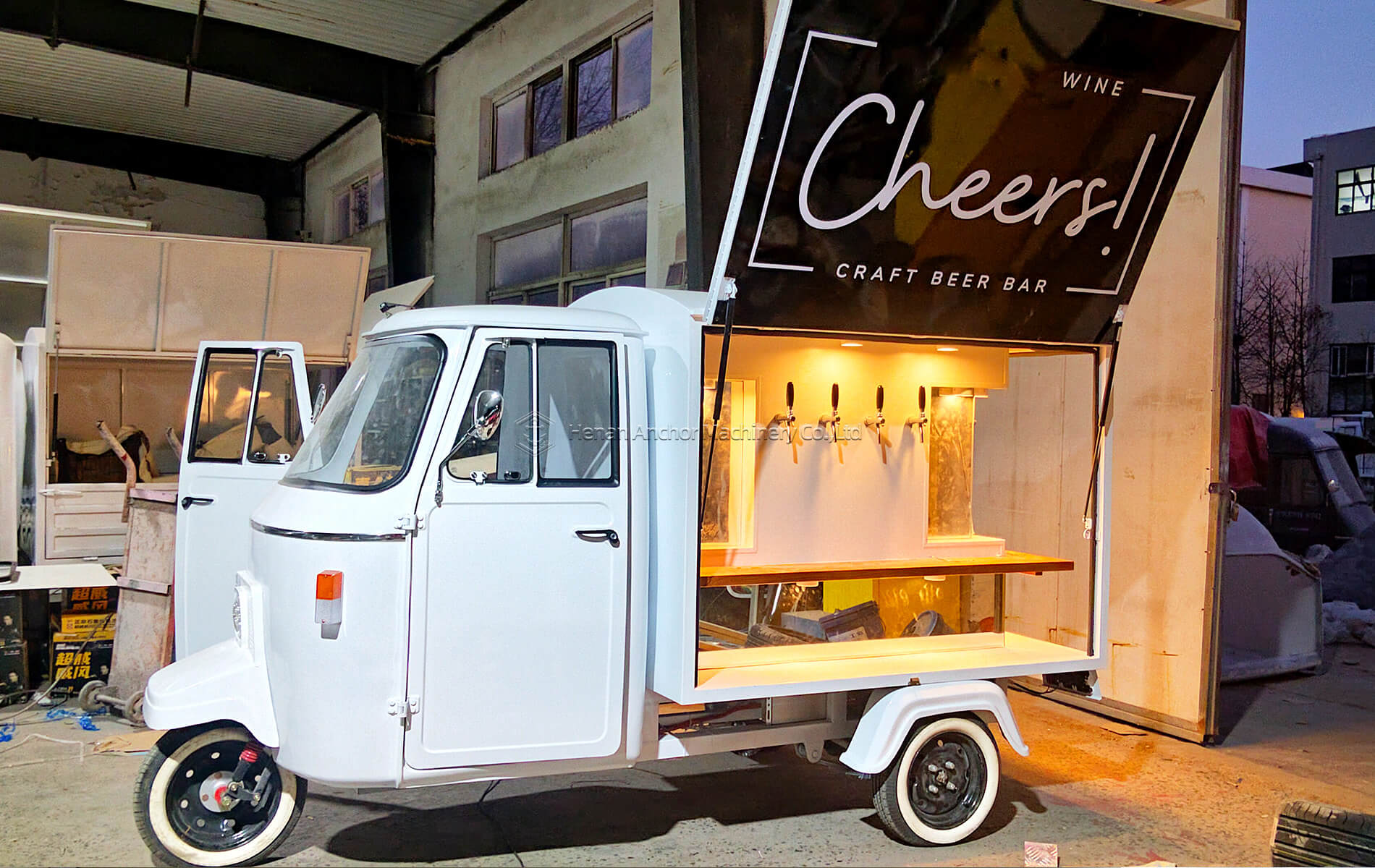 piaggio ape food truck
