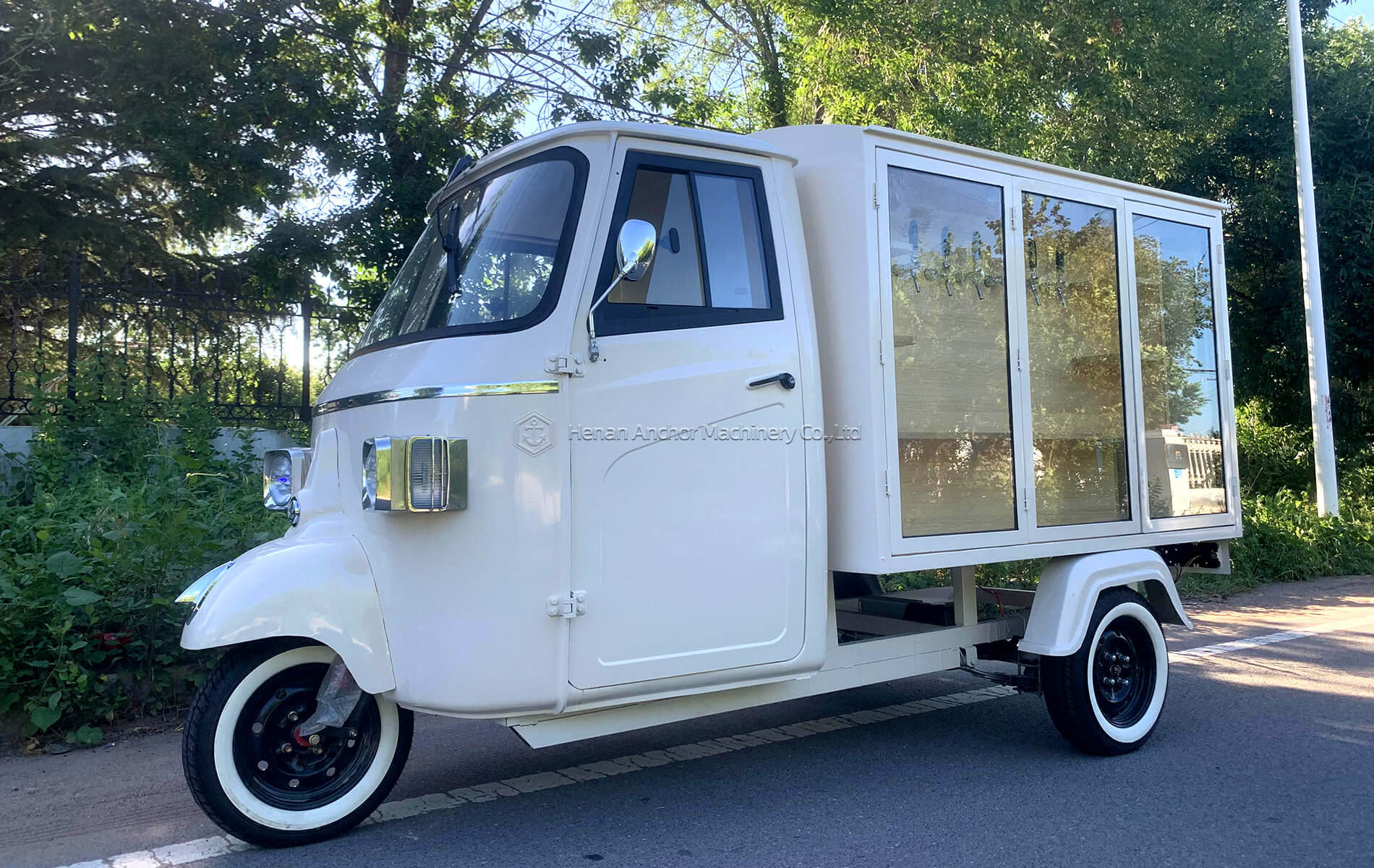 piaggio ape food truck