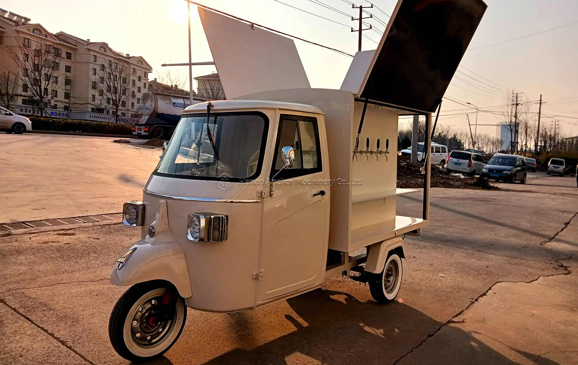piaggio ape food truck