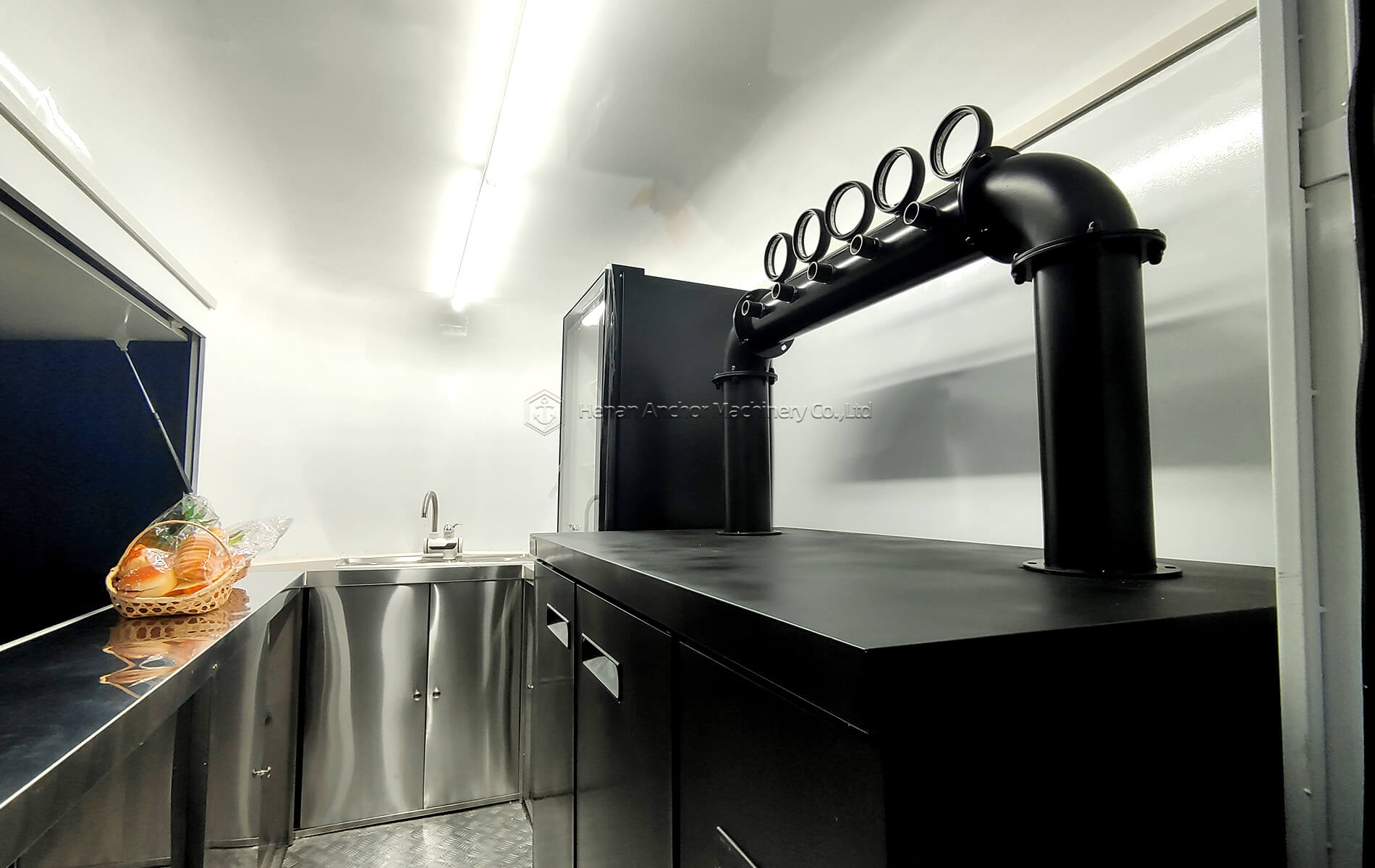 horse trailer mobile bars